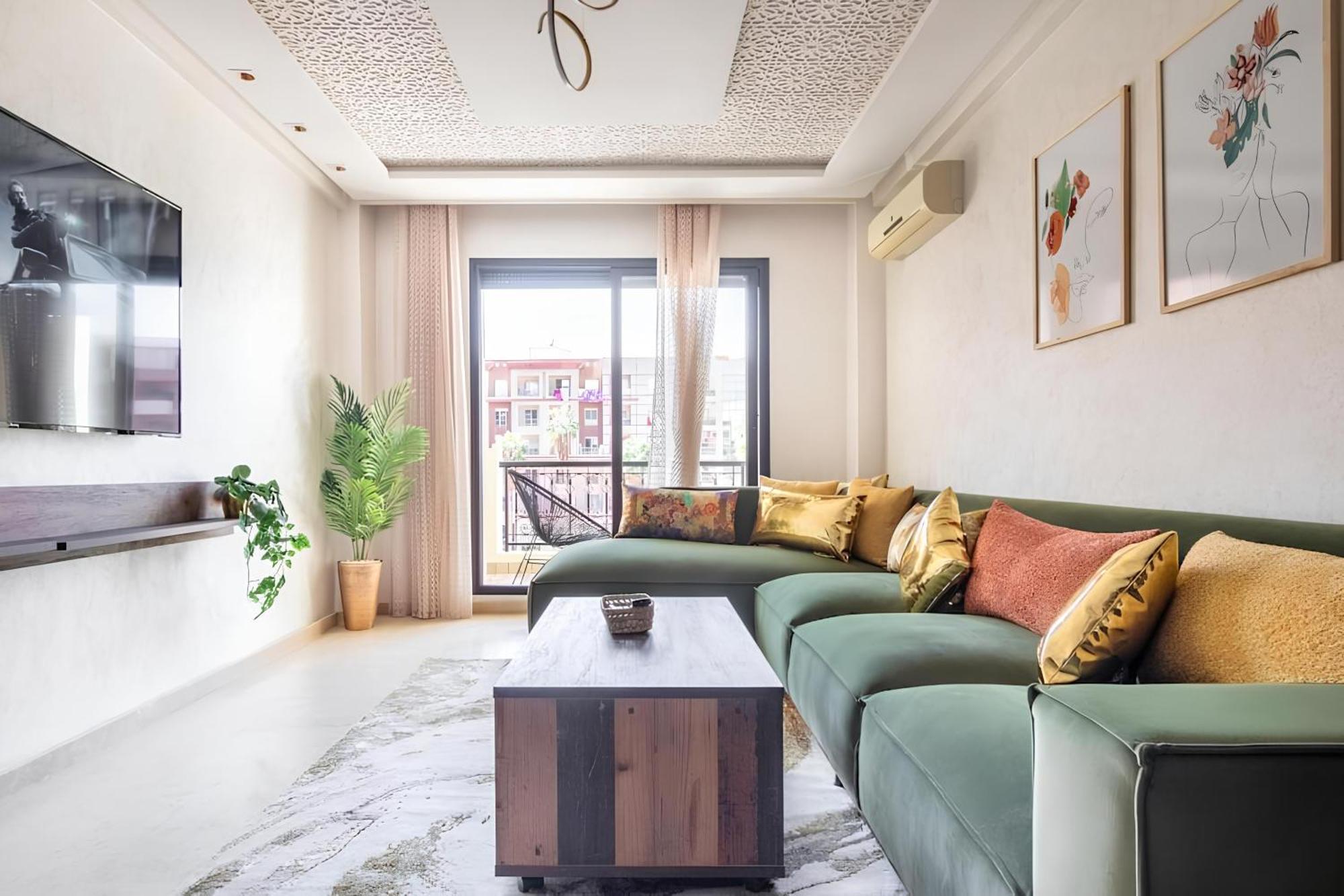 C-Appartement De Luxe Plein Centre De Gueliz Avec Piscine Parking Wifi Netflix マラケシュ エクステリア 写真