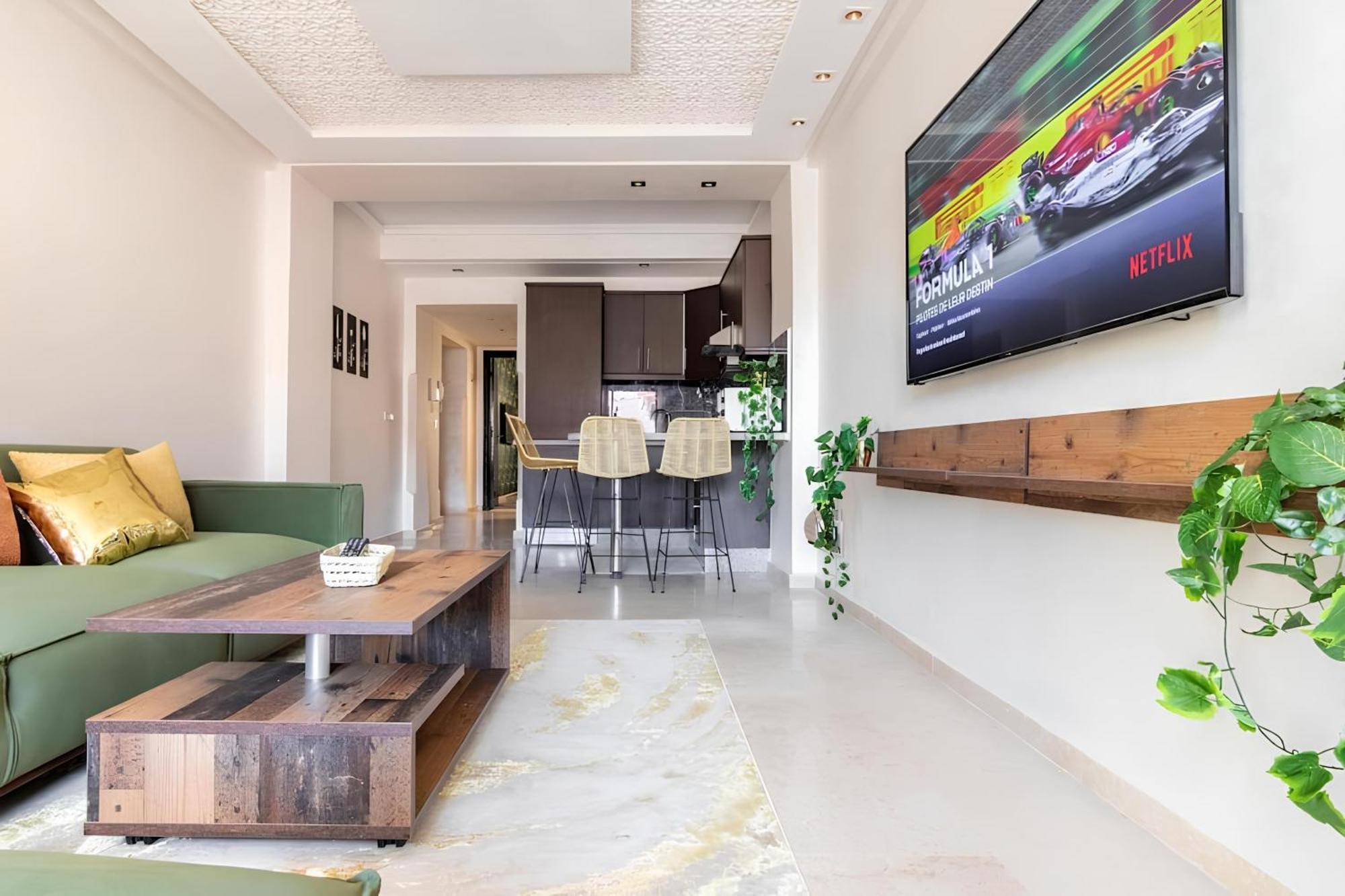 C-Appartement De Luxe Plein Centre De Gueliz Avec Piscine Parking Wifi Netflix マラケシュ エクステリア 写真